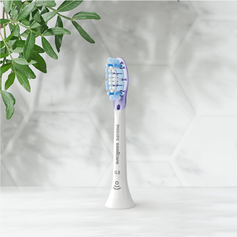 Una testina Premium Gum Care su un piano di lavoro