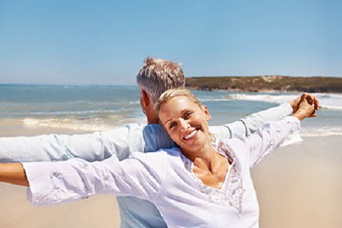 Come sbiancare i denti gialli