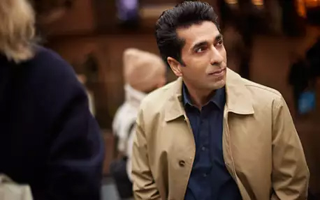 Barba brizzolata: prendersi cura della barba grigia